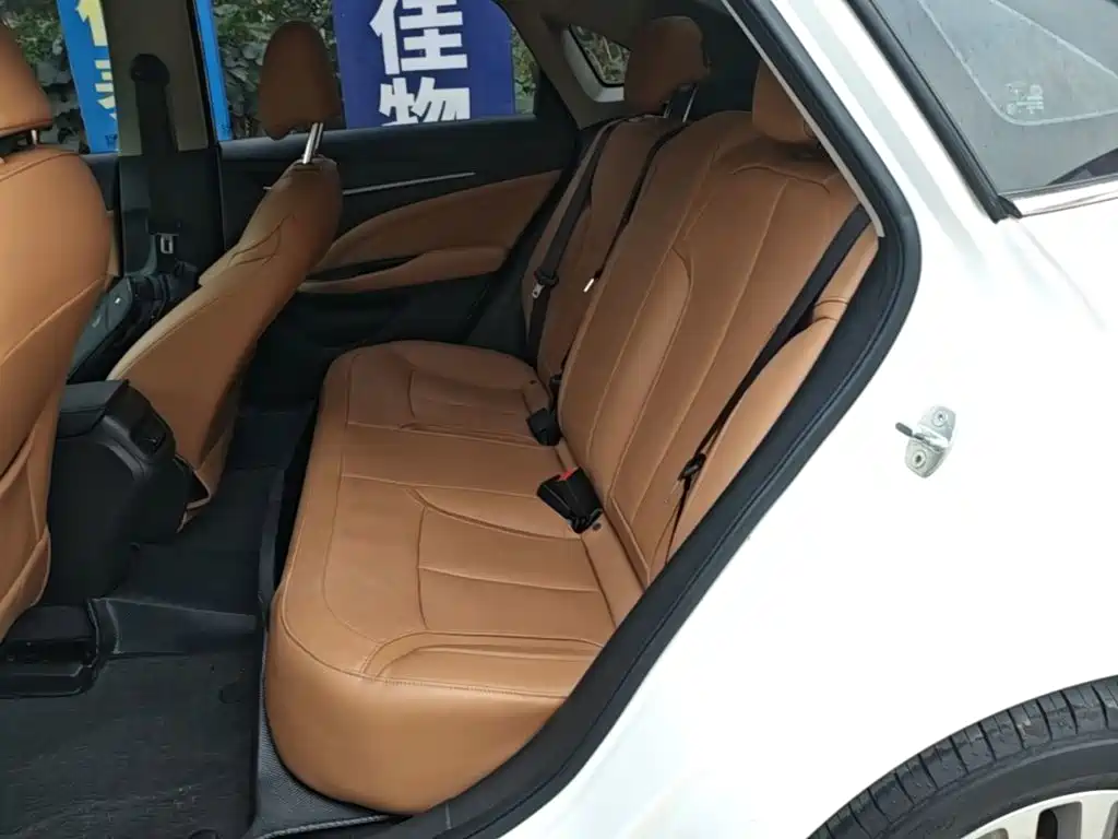 Buick Excelle — миниатюра 17