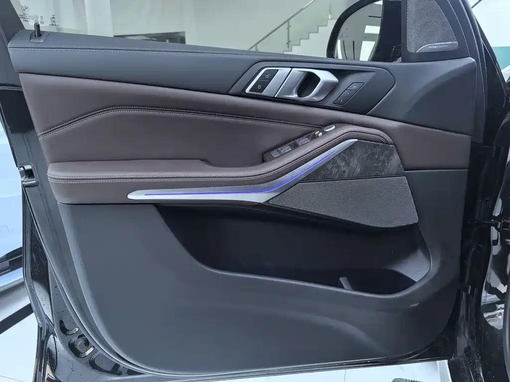 BMW X5 — миниатюра 4
