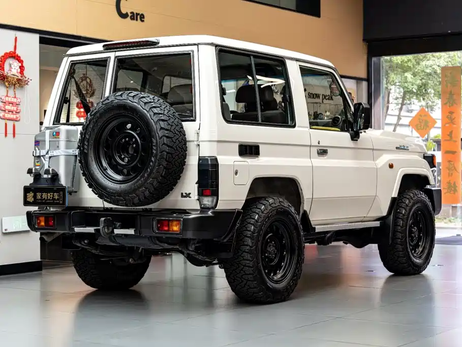 Toyota Land Cruiser — миниатюра 4
