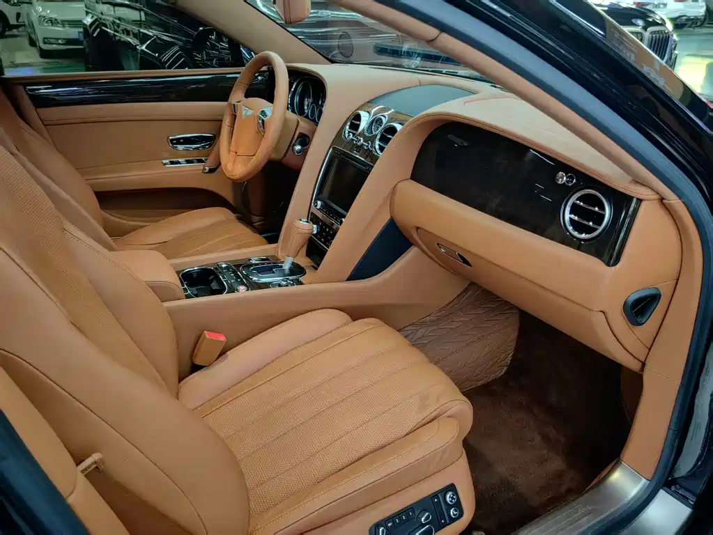 Bentley Flying Spur 2016 4.0T V8 Standard