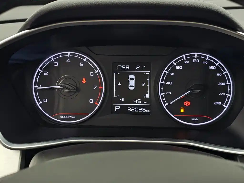 Geely Binyue — миниатюра 11