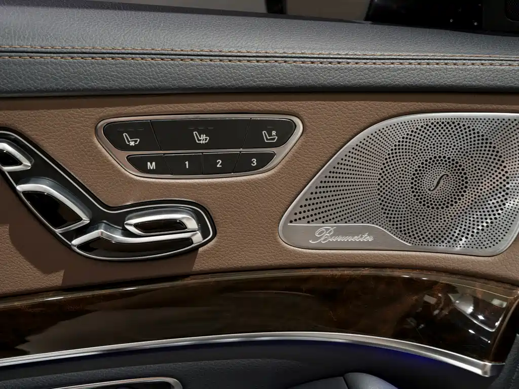 Mercedes-Benz S-Class — миниатюра 6