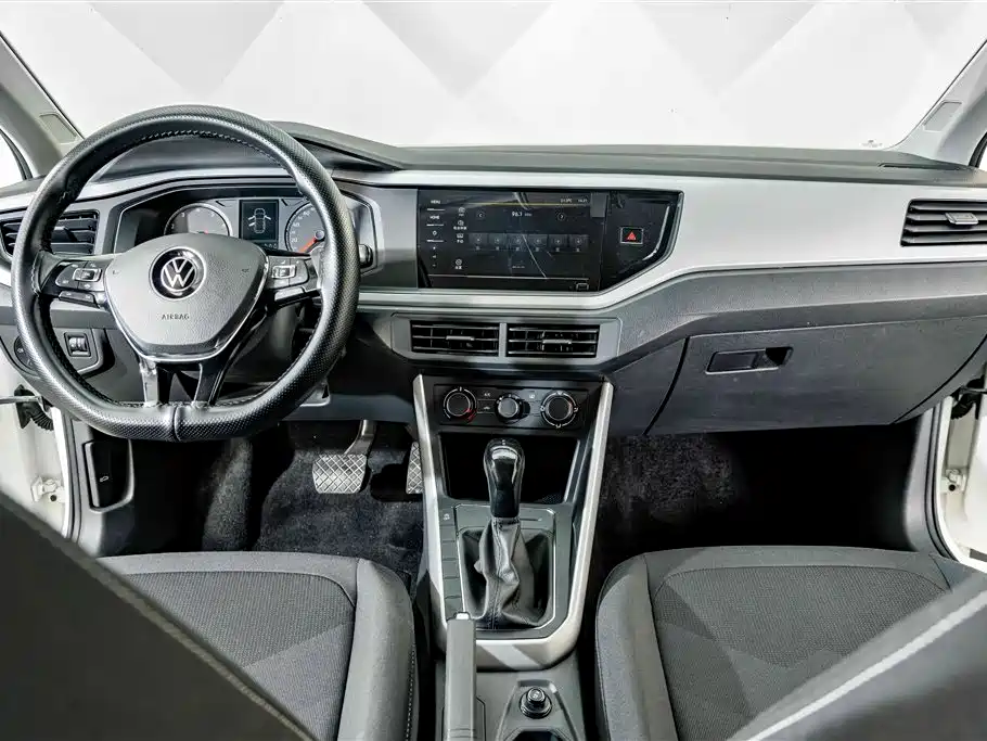 Volkswagen Polo — миниатюра 12