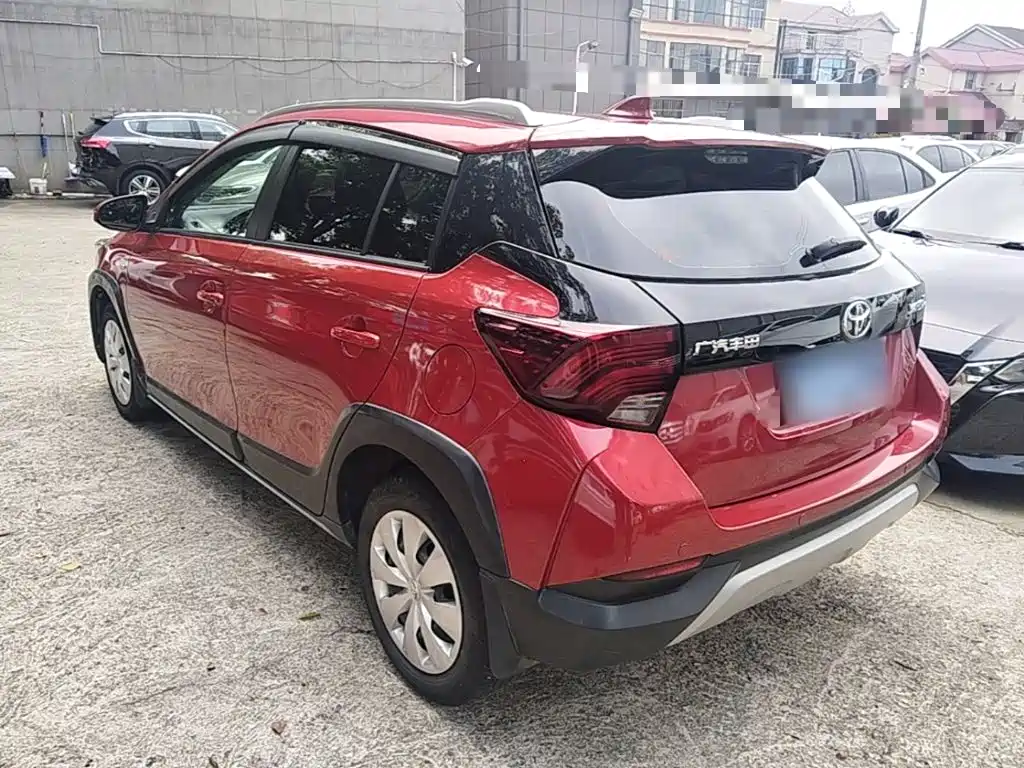 Toyota Yaris L — миниатюра 5