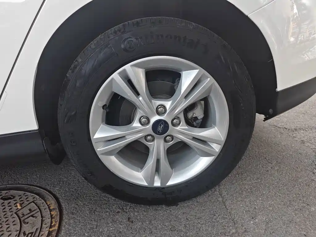 Ford Focus — миниатюра 14