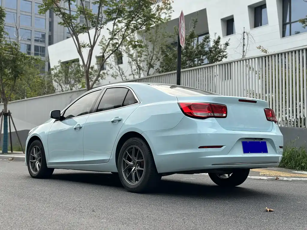 Chevrolet Malibu — миниатюра 5