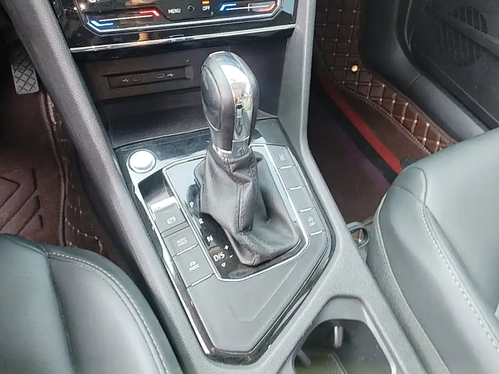 Volkswagen Tharu — миниатюра 14