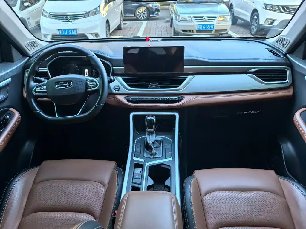 Geely Vision X6 — миниатюра 8