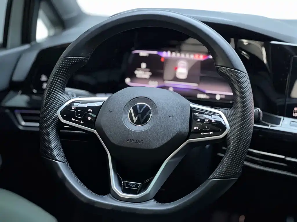Volkswagen Golf — миниатюра 7