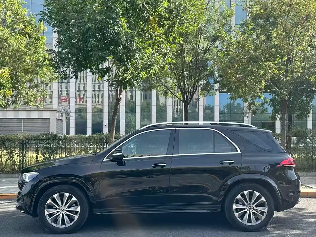 Mercedes-Benz GLE (Import) — миниатюра 6