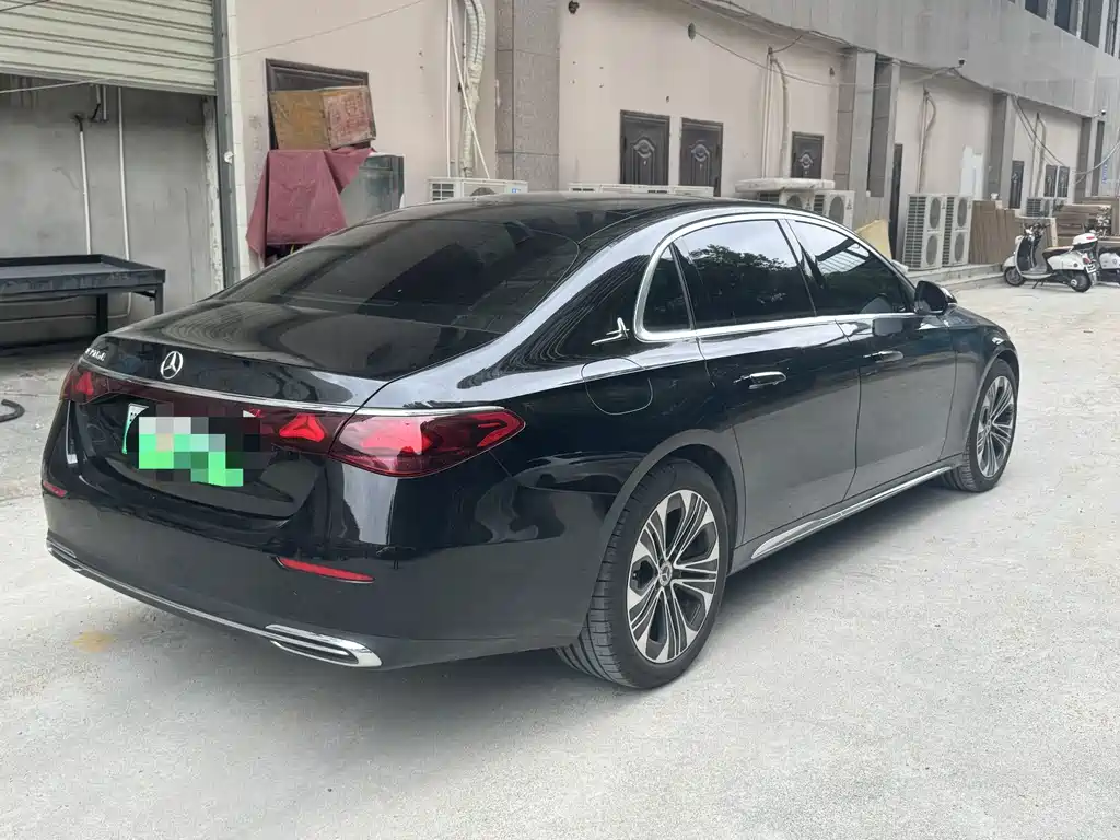 Mercedes-Benz E-Class New Energy — миниатюра 6