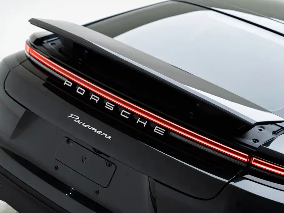 Porsche Panamera — миниатюра 7