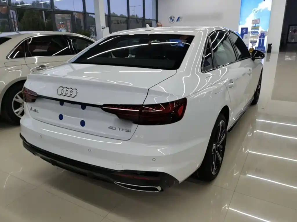 Audi A4L 2025 200 Enjoy 40 TFSI Luxury