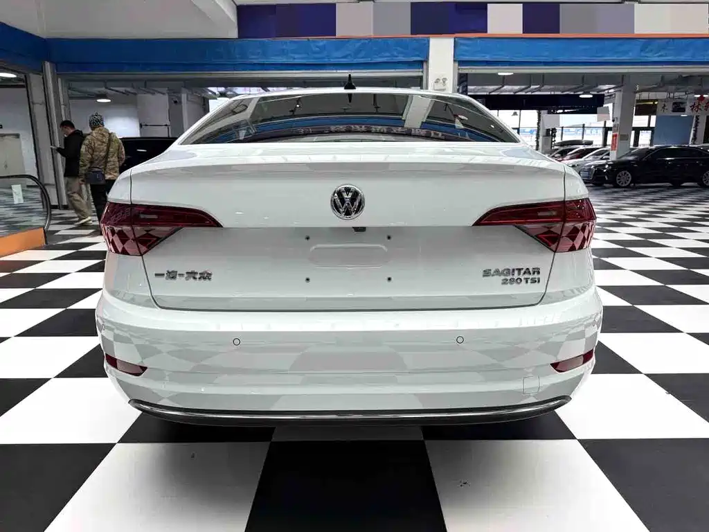 Volkswagen Sagitar — миниатюра 18