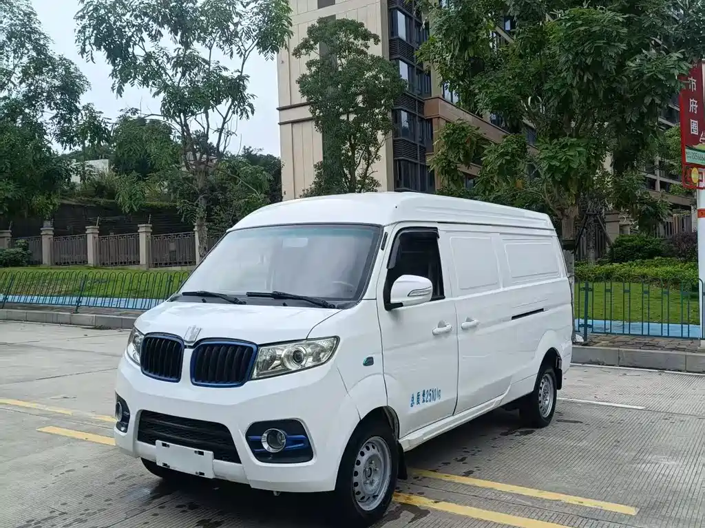Farizon E5 2019 E5L EV Dynamic Box Transport Gotion 39.9kWh