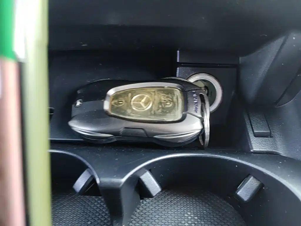 Mercedes-Benz GLC — миниатюра 9