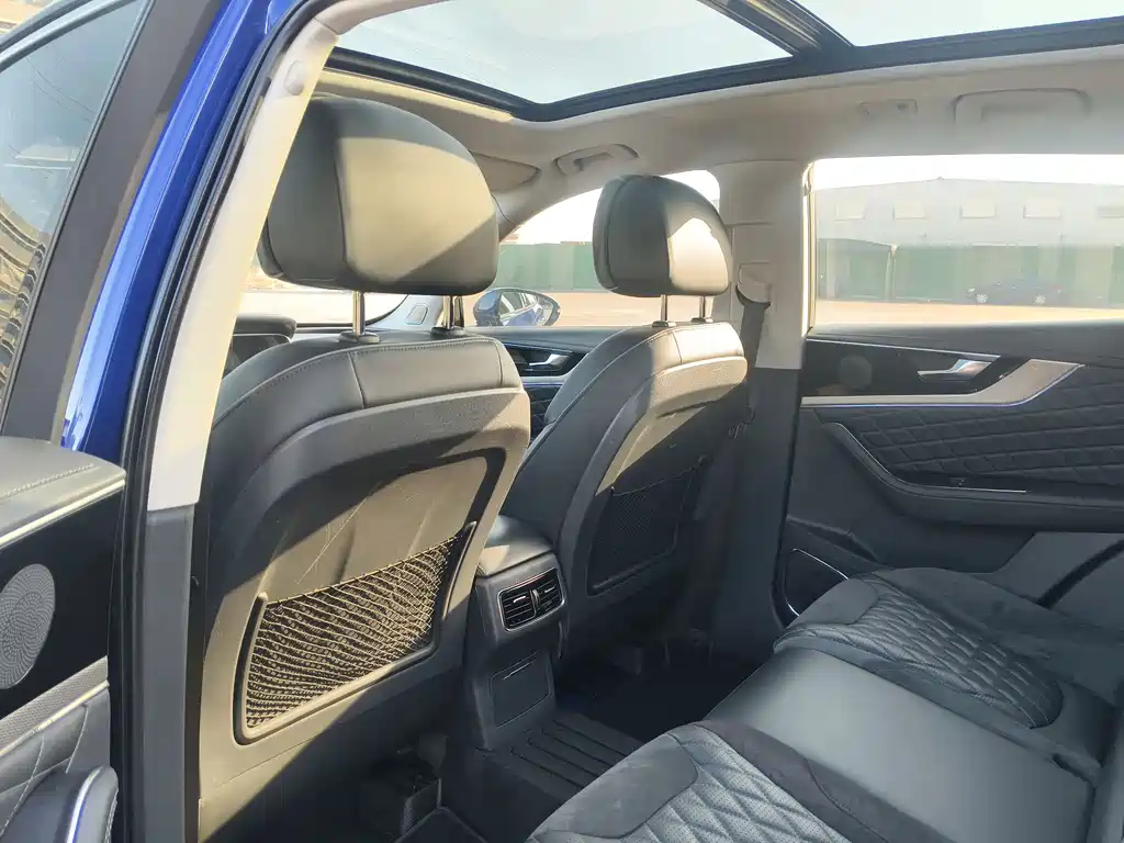 Hongqi Hongqi HS5 — миниатюра 10
