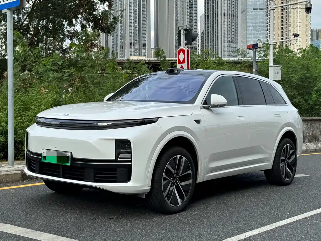Li Auto L7