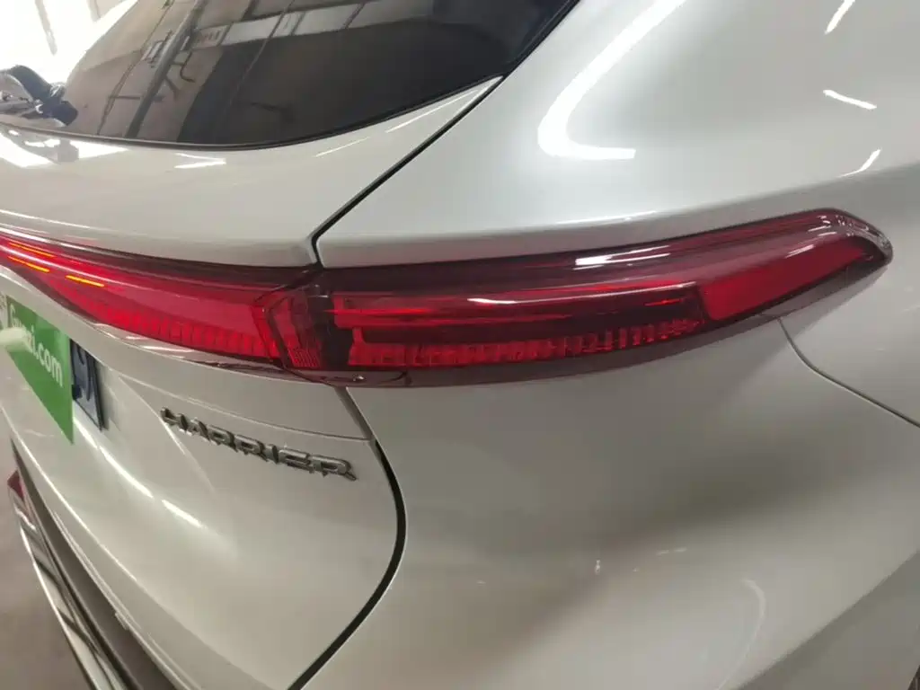 Toyota Harrier — миниатюра 8