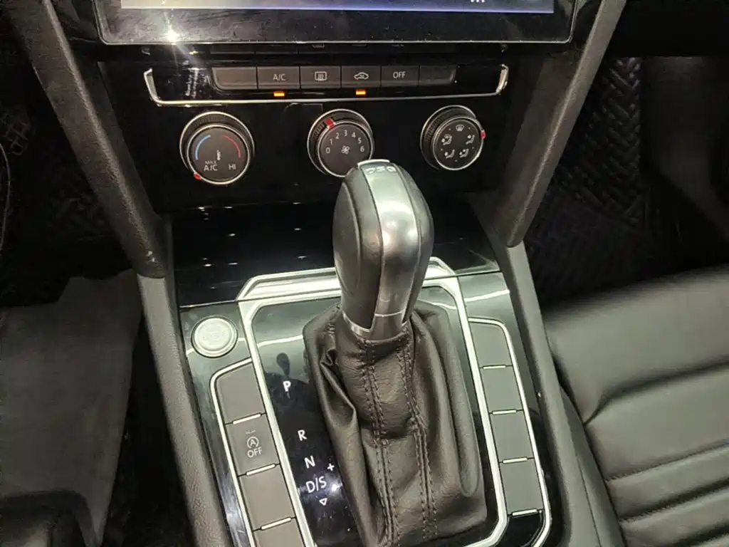 Volkswagen Magotan — миниатюра 14