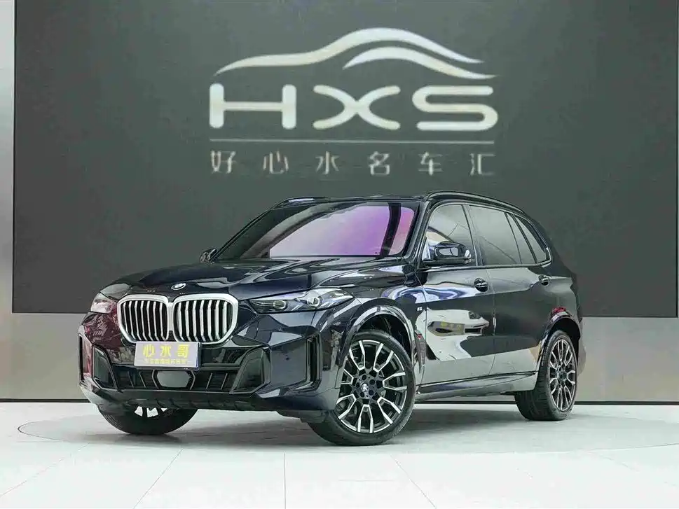 BMW X5 2025 xDrive 40Li M Sport