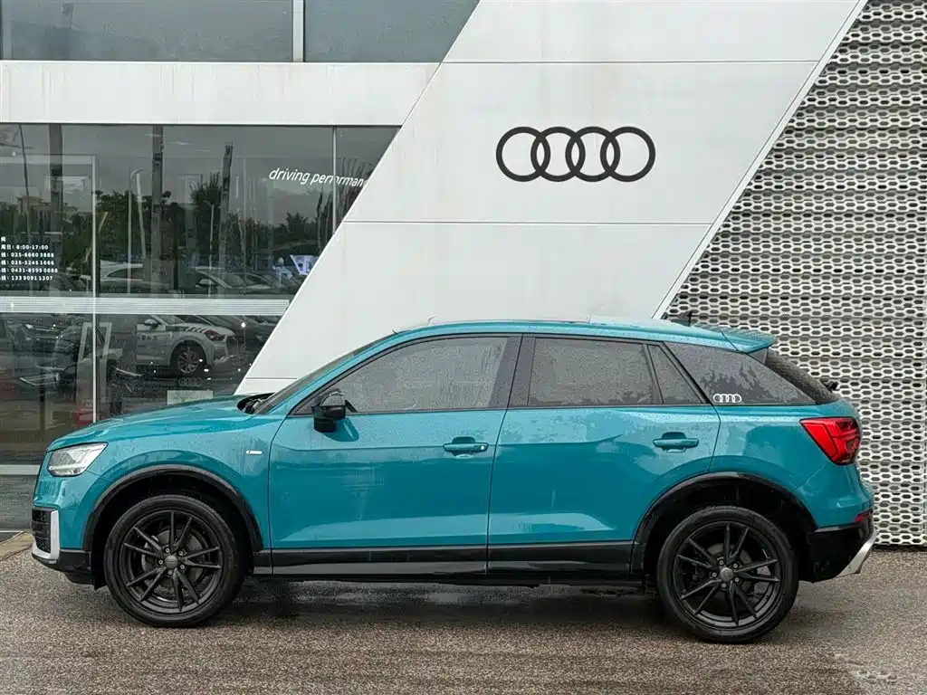 Audi Q2L — миниатюра 3