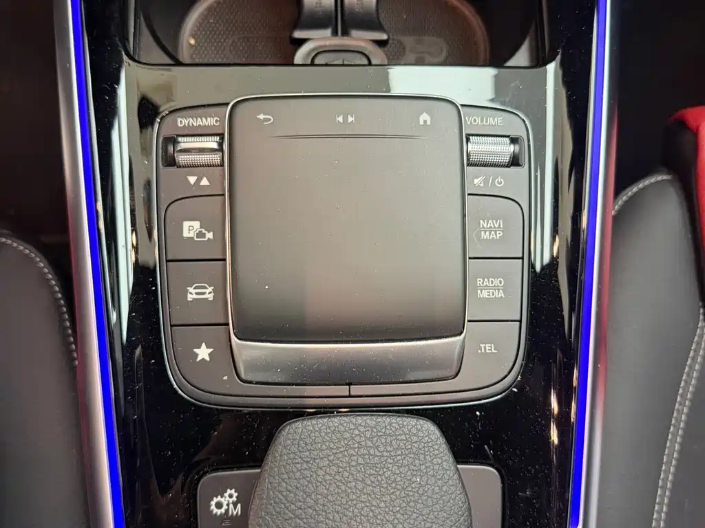 Mercedes-Benz GLB AMG — миниатюра 17