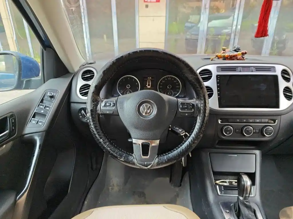 Volkswagen Tiguan — миниатюра 3