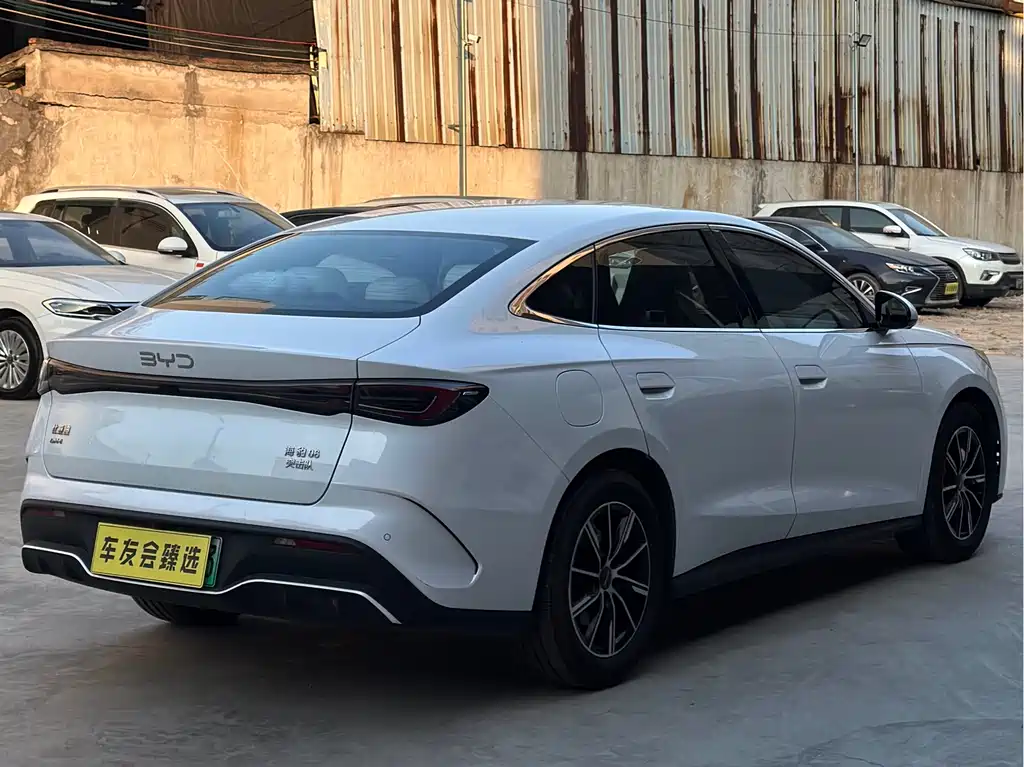 BYD SEAL 06 NEW ENERGY