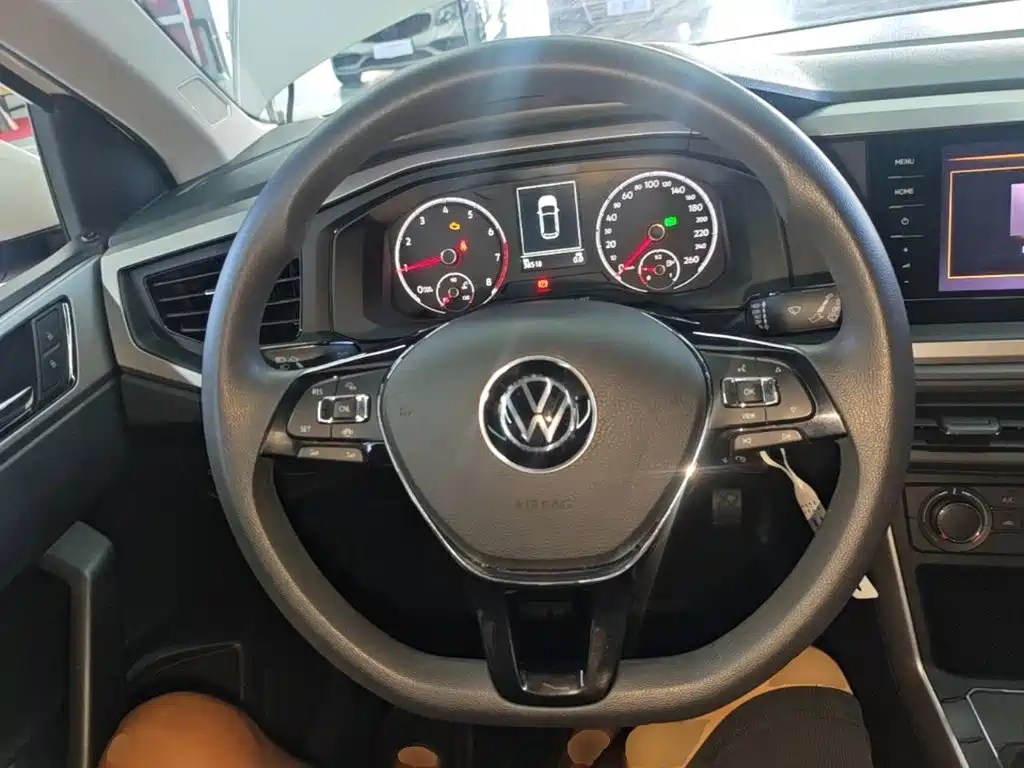 Volkswagen Polo — миниатюра 11