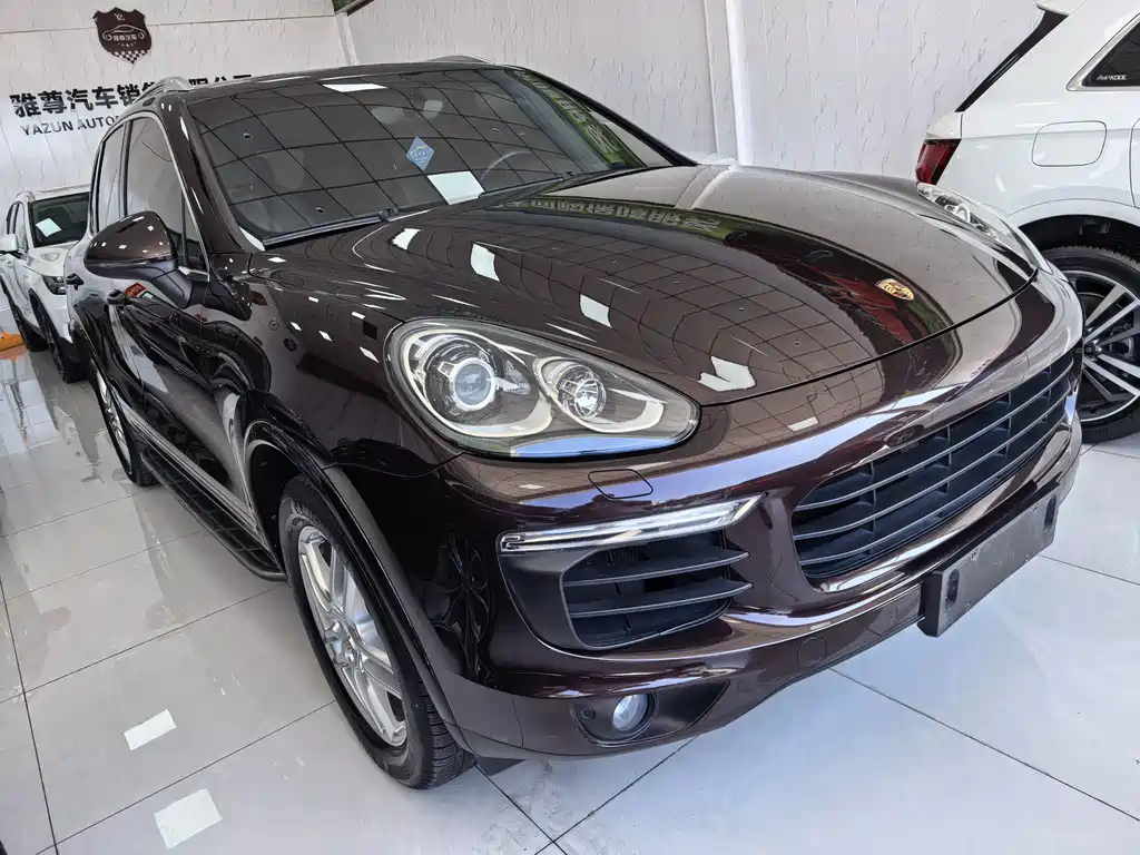 Porsche Cayenne — миниатюра 2