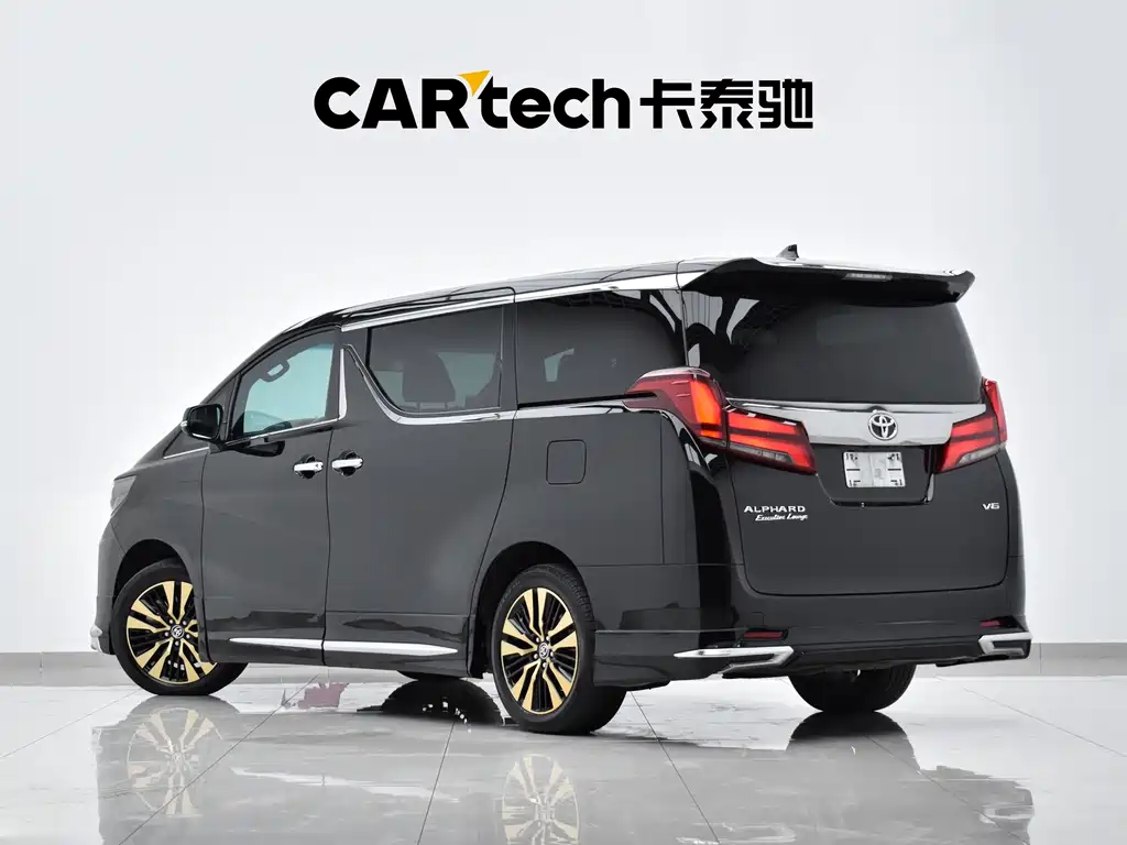 Toyota Alphard — миниатюра 29
