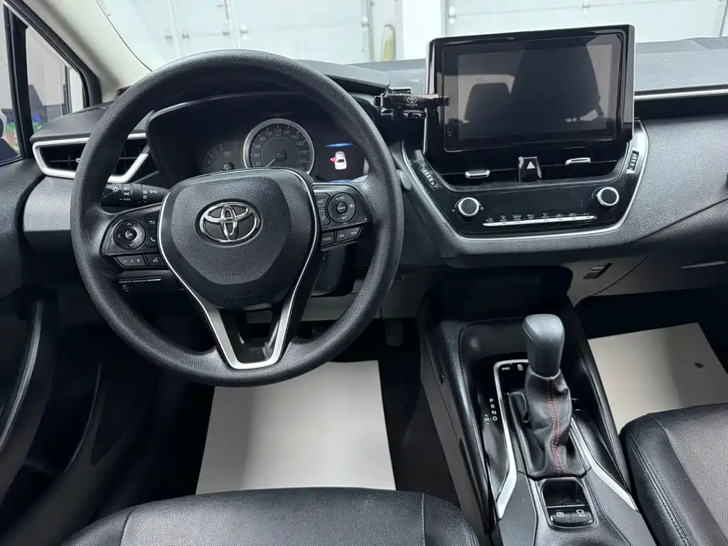 Toyota Corolla — миниатюра 6