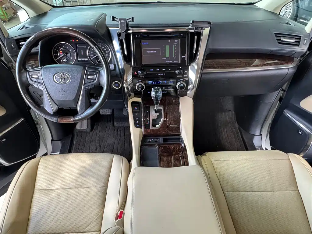Toyota Alphard Facelift 3.5L Luxury Edition, фото 29