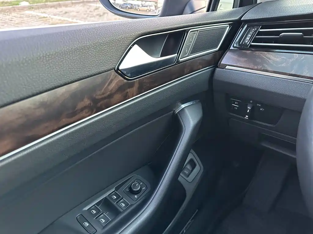 Volkswagen Magotan — миниатюра 23