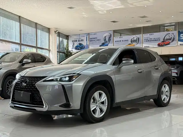 LEXUS  UX 2022