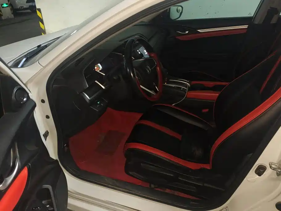 Honda Civic — миниатюра 9