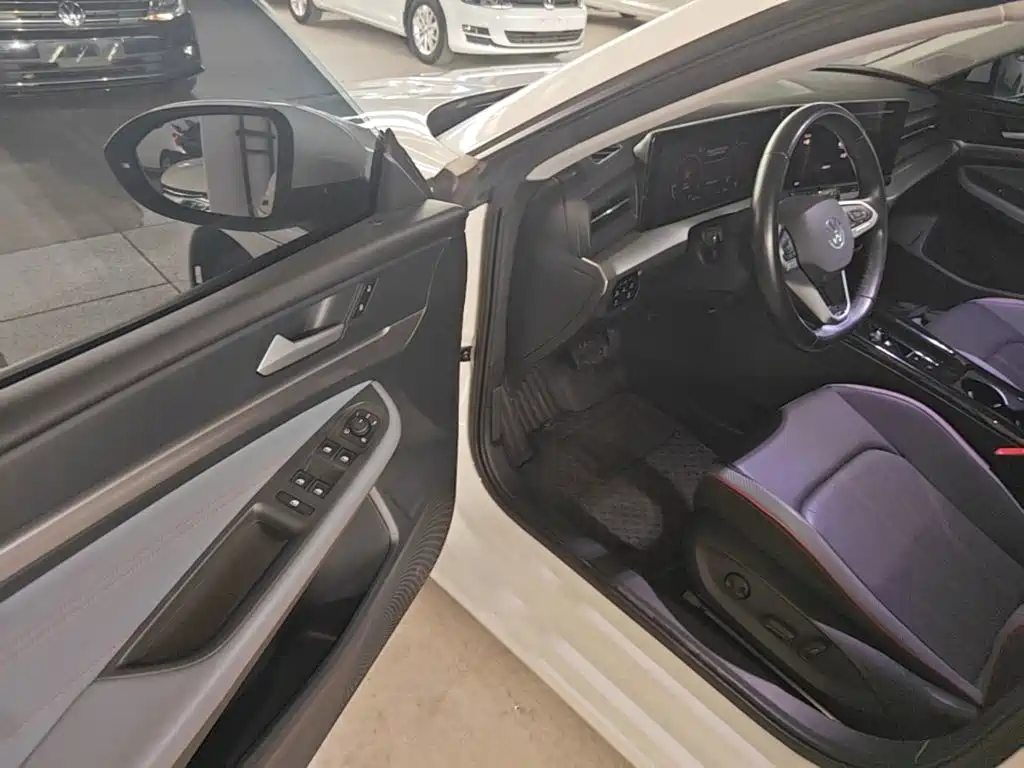 Volkswagen Lamando — миниатюра 16