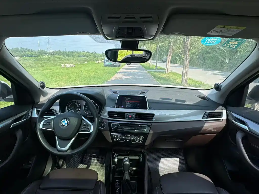 BMW X1 New Energy — миниатюра 5