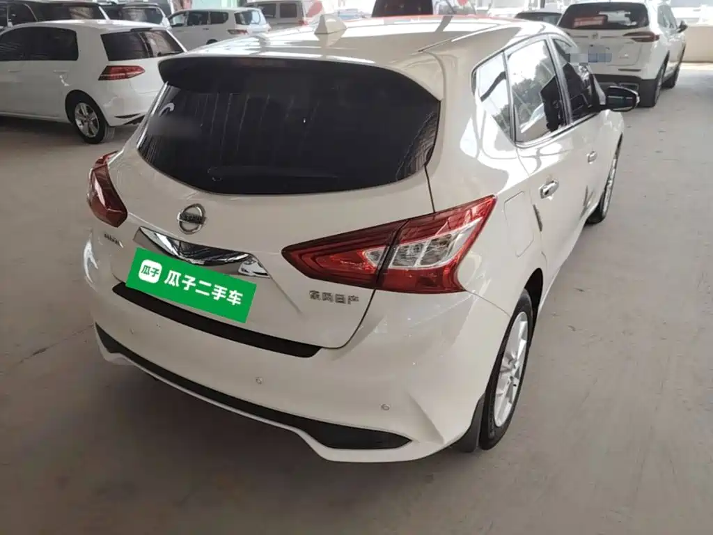 Nissan Tiida — миниатюра 7
