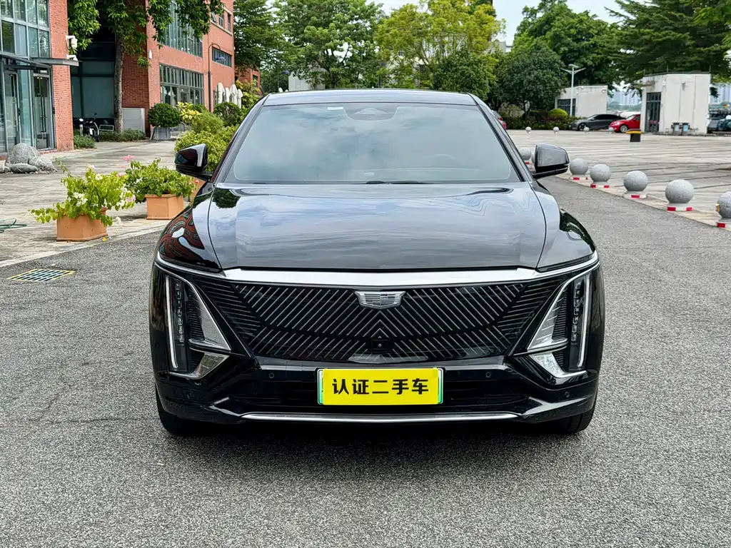 Cadillac Lyriq — миниатюра 8