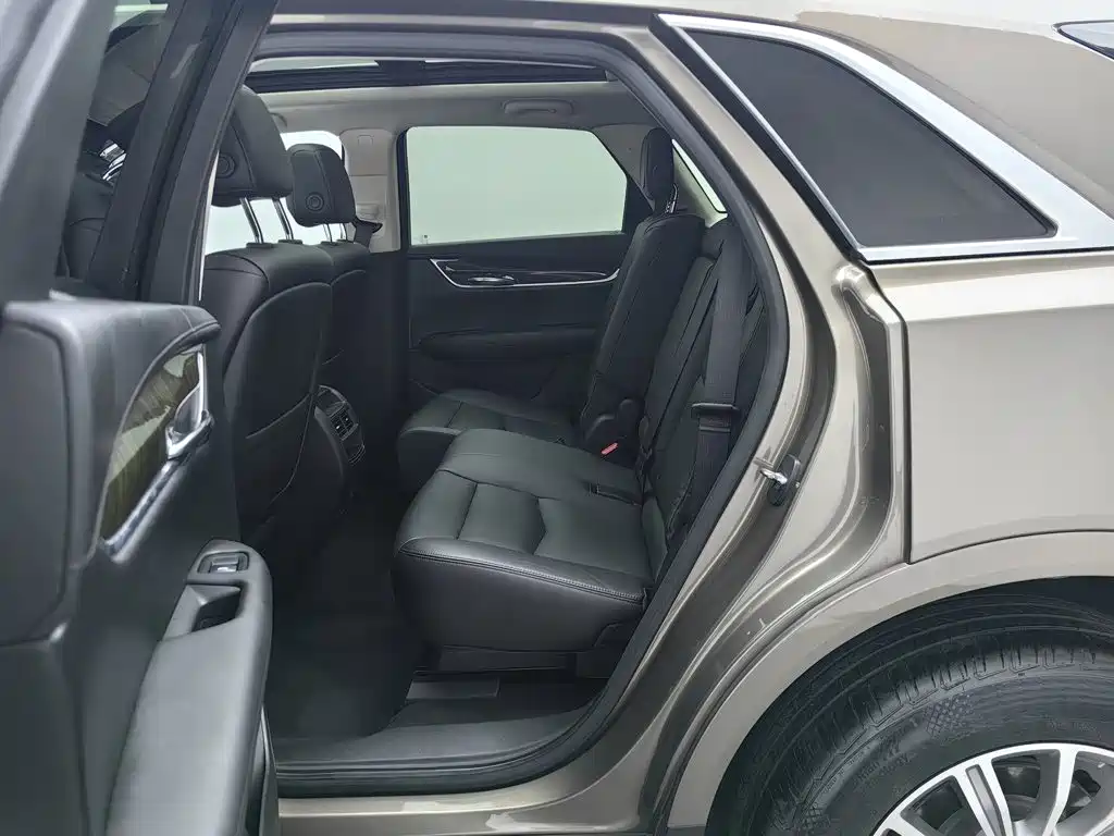 Cadillac XT5 — миниатюра 15