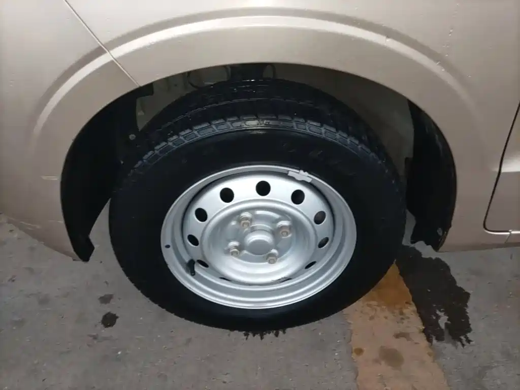 Wuling Hongguang V — миниатюра 23