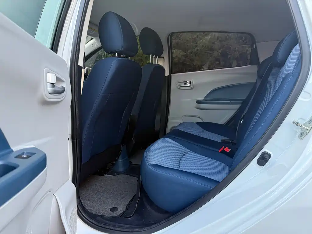 Changan Benben E-Star — миниатюра 7