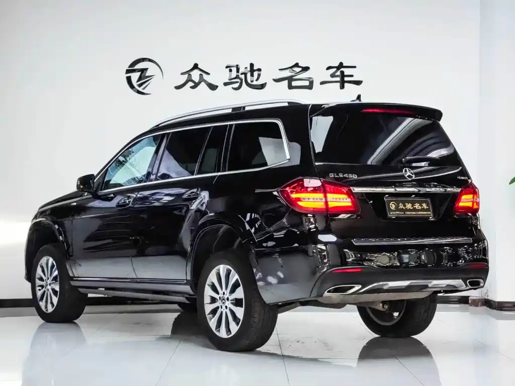 Mercedes-Benz GLS — миниатюра 12