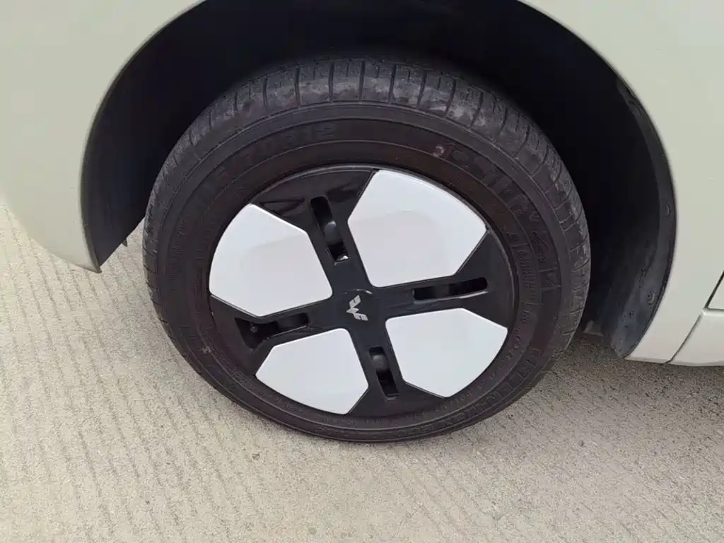 Wuling MINIEV — миниатюра 23