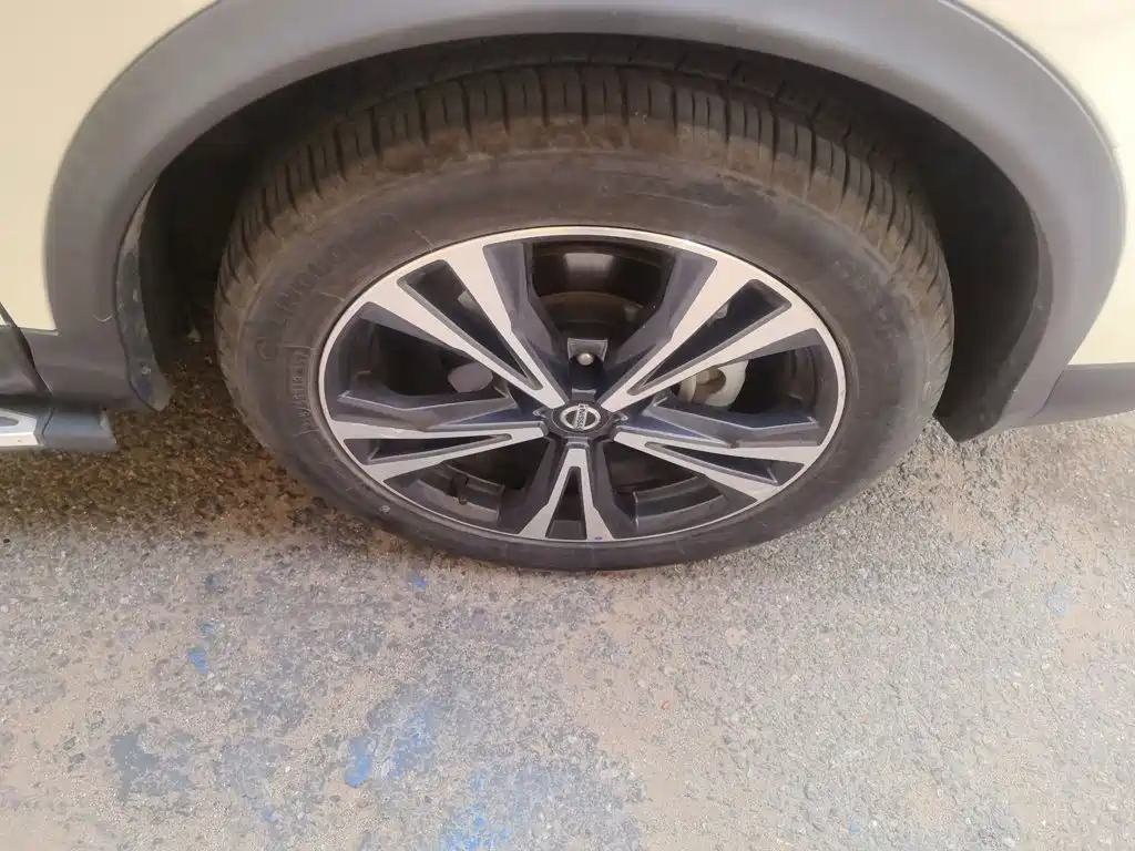 Nissan Qashqai — миниатюра 24