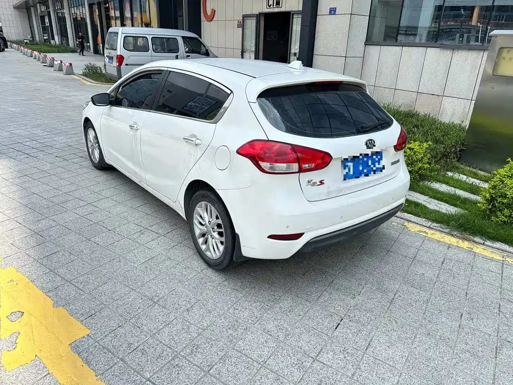 Kia K3S — миниатюра 2