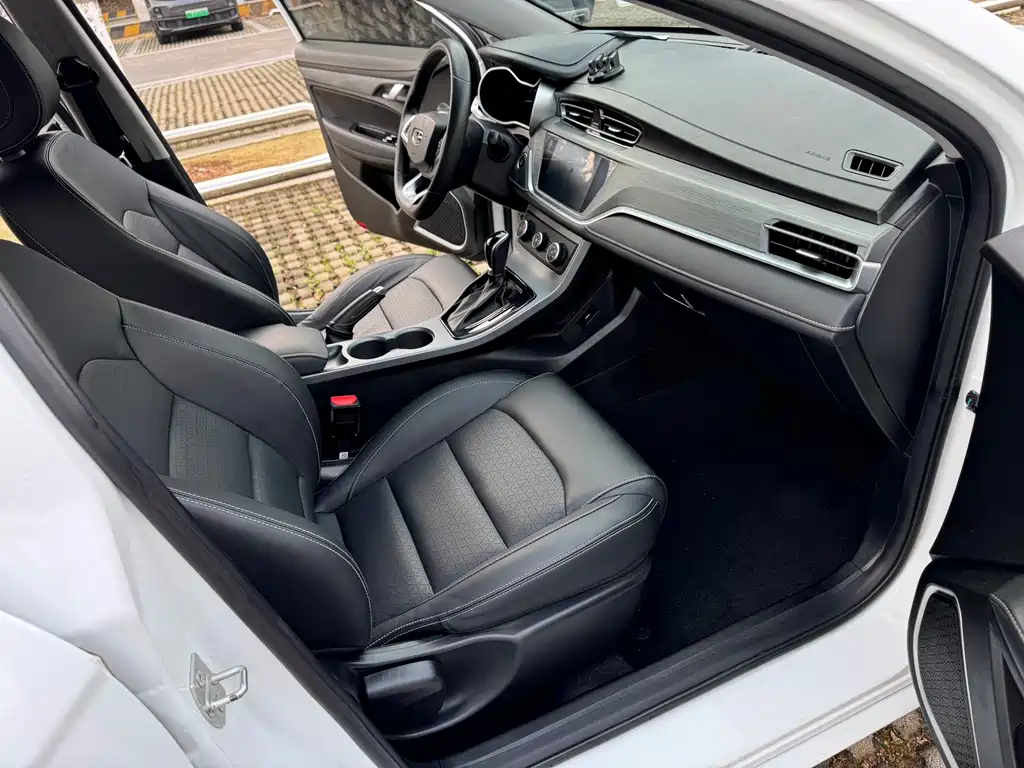 GEELY AUTOMOBILE EMGRAND