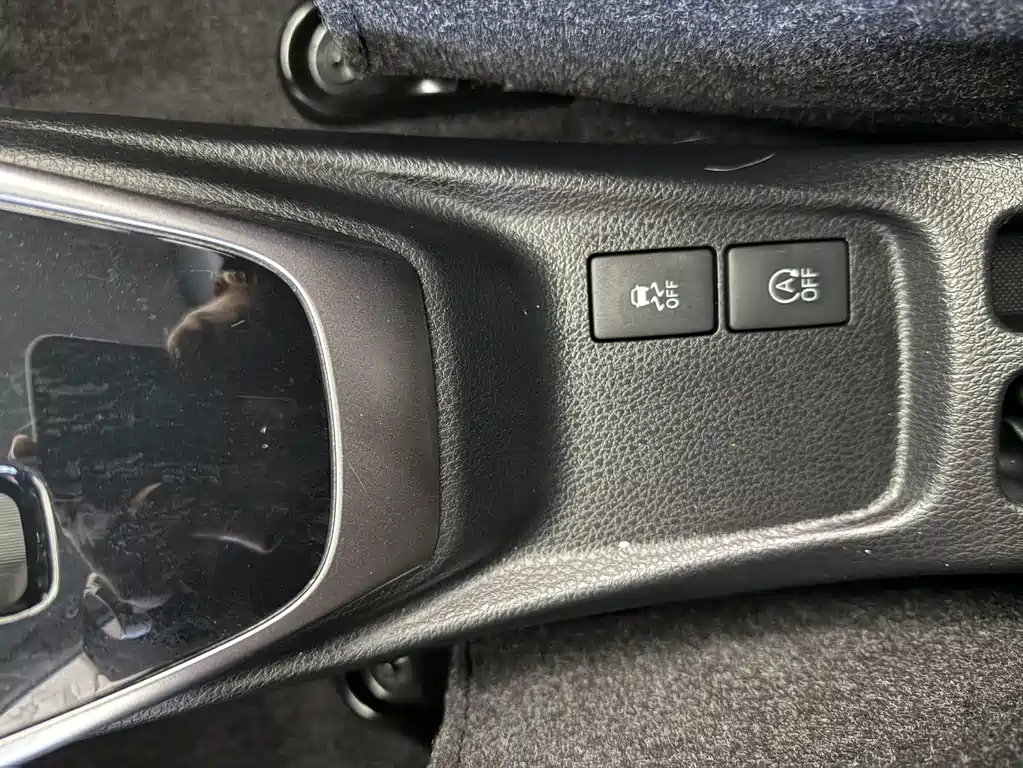 Toyota Yaris L — миниатюра 13